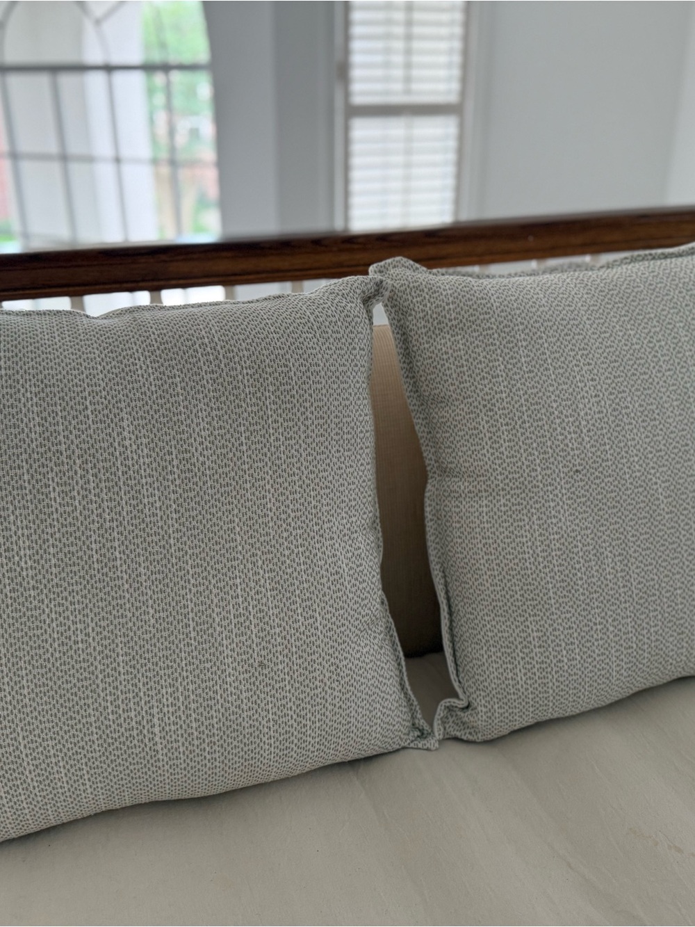 Neutral Knit Textured Throw Pillow Pair - Light Green